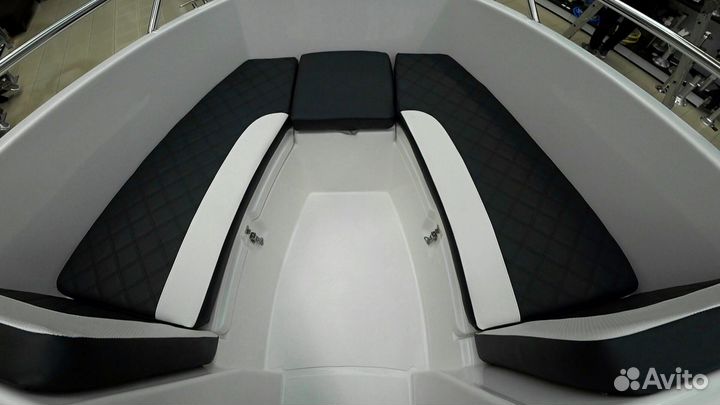 Катер Феникс 510 BR