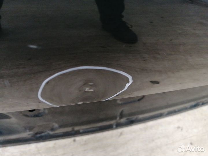 Крышка багажника 64401-50270 Lexus LS