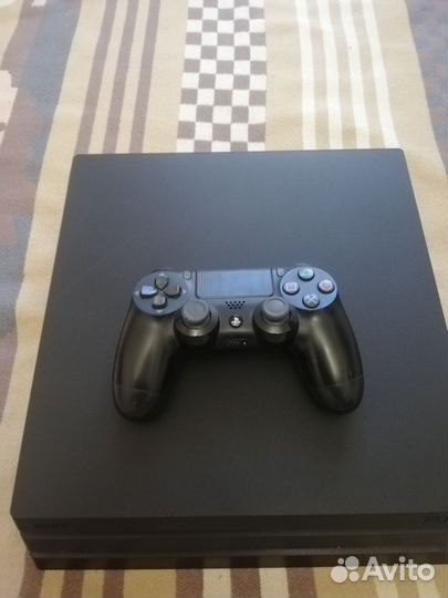 Sony playstation Ps4 Pro CUN 7208