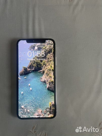 iPhone xr 64gb белый