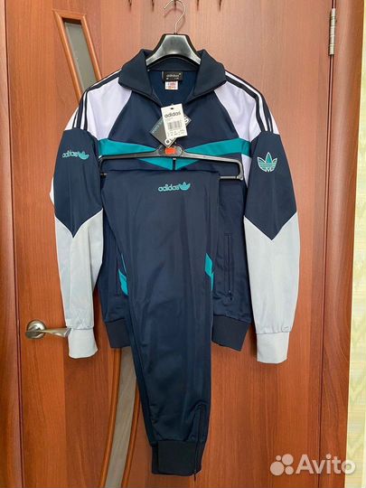 Костюм adidas salvador (Австрия)