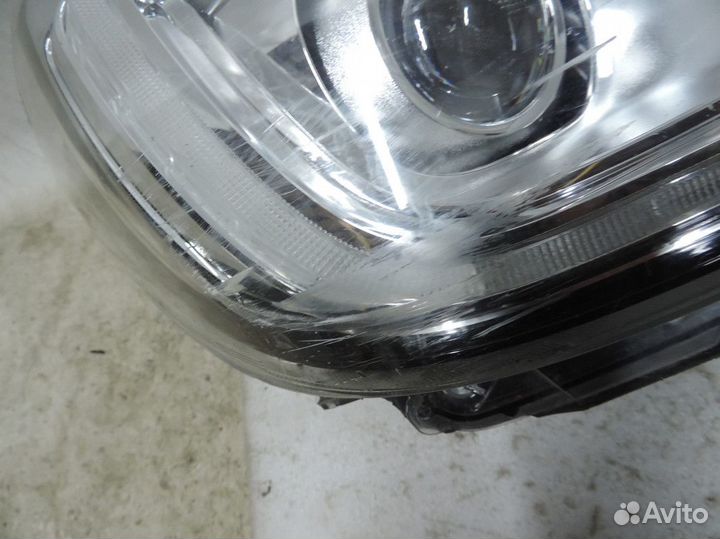 Фара правая Subaru Forester 2016 - 2019