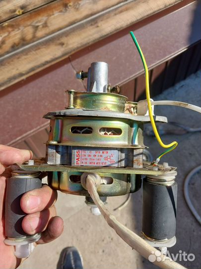 Двигататель стиральной машины