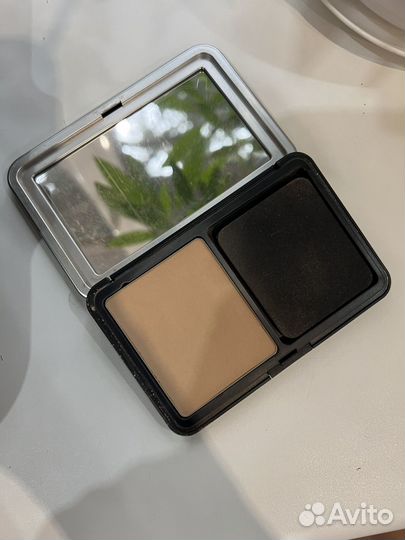 Make up for ever пудра