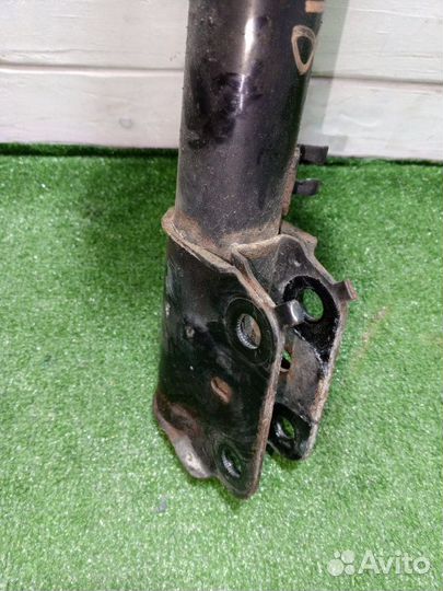 Стойка подвески передняя Ford Explorer U502 3.5L