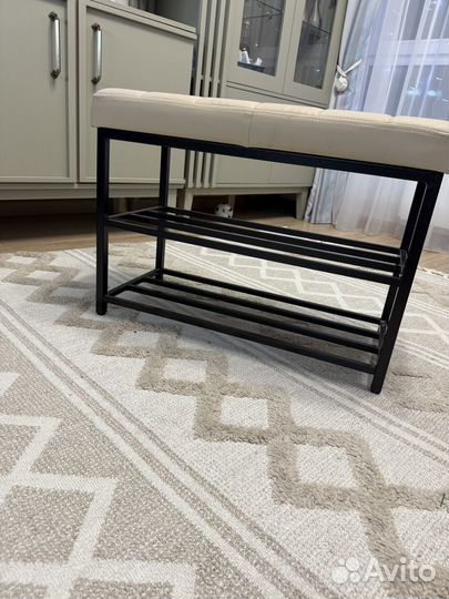 Обувница с мягким сиденьем