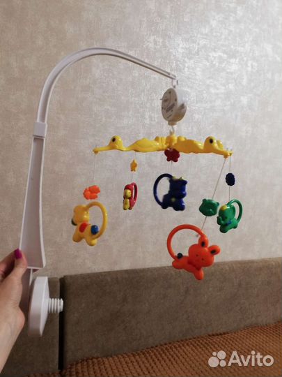 Подвеска на кроватку