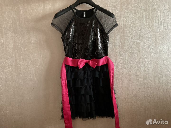 Нарядное платье