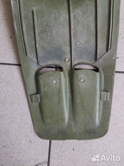 Крышка подрулевая Polaris Sportsman 700