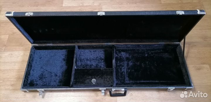 Кейс для бас гитары