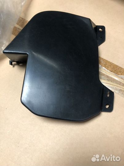 Заглушку противотуманной фары Mazda 626, 626 Wagon