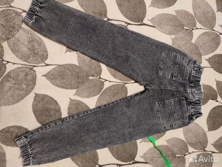 Джинсы
