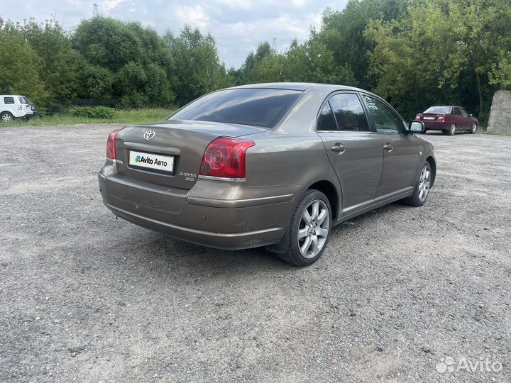 Toyota Avensis 2.0 AT, 2004, 325 000 км