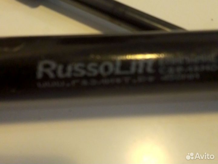 Амортизаторы багажника Ваз 2112