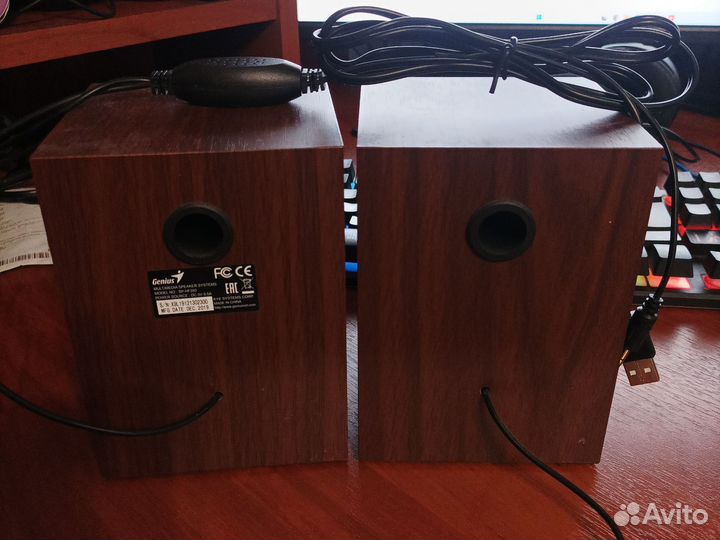Колонки для компьютера genius