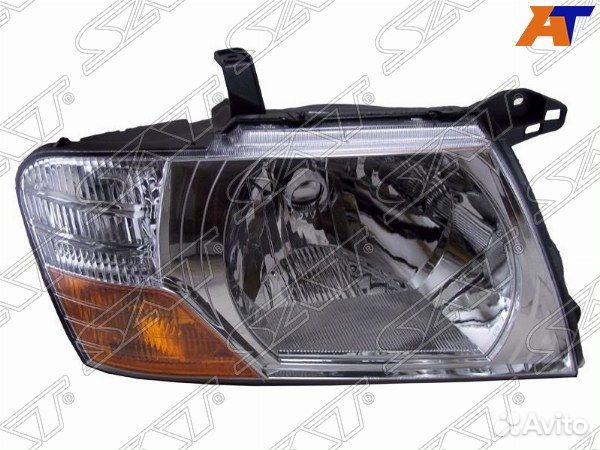 Фара mitsubishi pajero