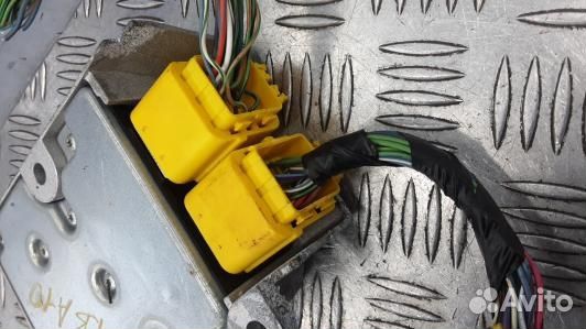 Блок управления airbag jeep grand cherokee WK (4BA