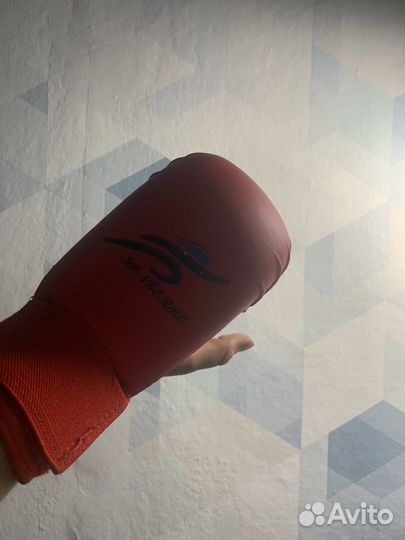 Боксерские перчатки