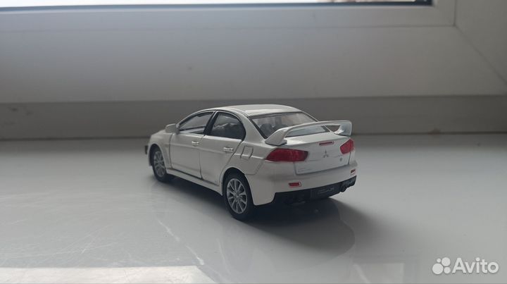 Модель mitsubishi lancer 10