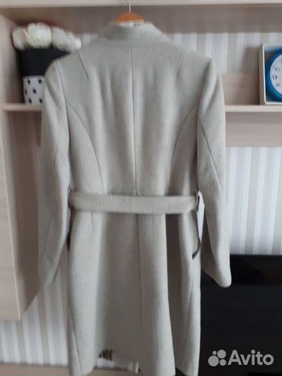 Пальто демисезонное