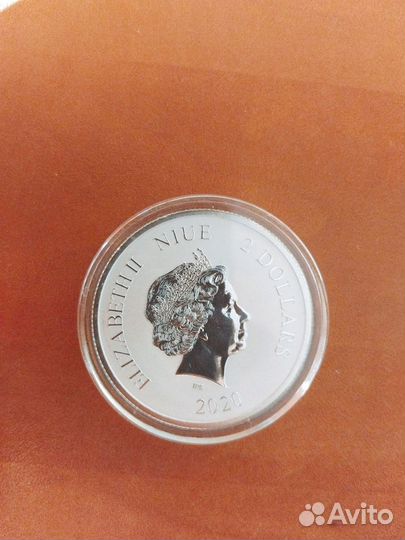 Серебряная инвестиционная монета Желтая змея