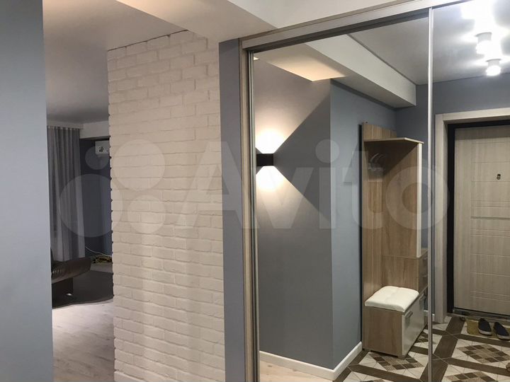 Квартира-студия, 42 м², 3/10 эт.