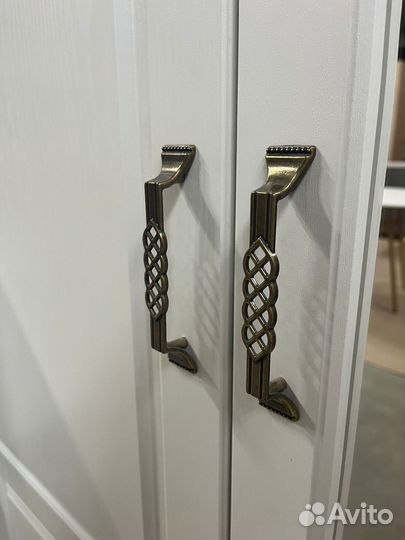 Шкаф распашной новый