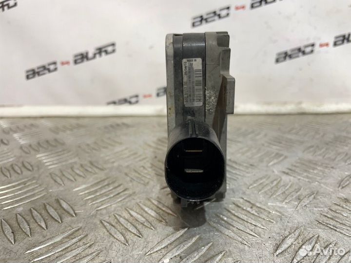 Блок управления вентилятором Volvo Xc60 1