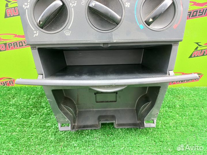 Блок управления климат-контролем toyota CE121,CE12