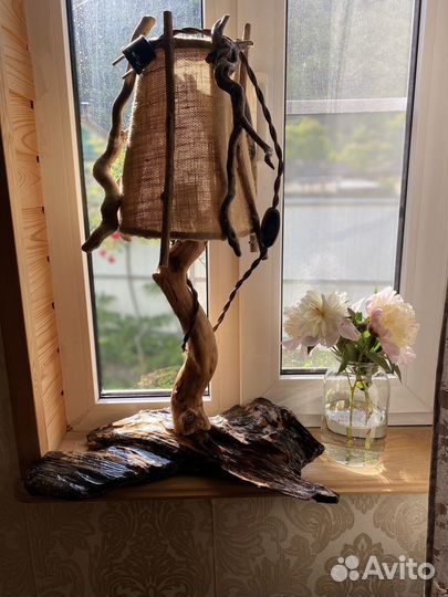 Лампа настольная прикроватная