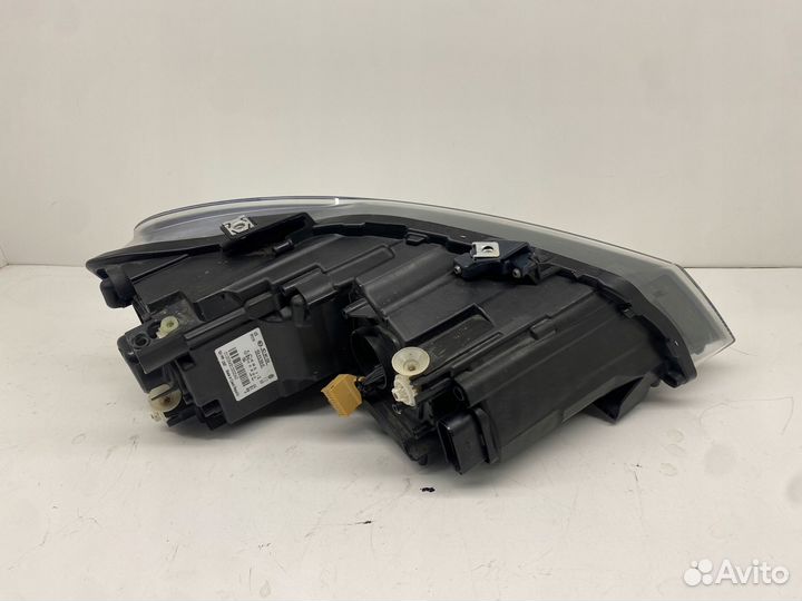 Фара левая Volkswagen Polo Sedan 2011- 6C1941035