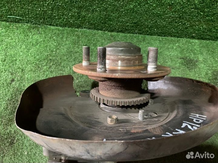 Ступица задняя правая Nissan Primera HP12