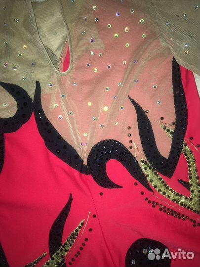 Костюм для фигурного катания