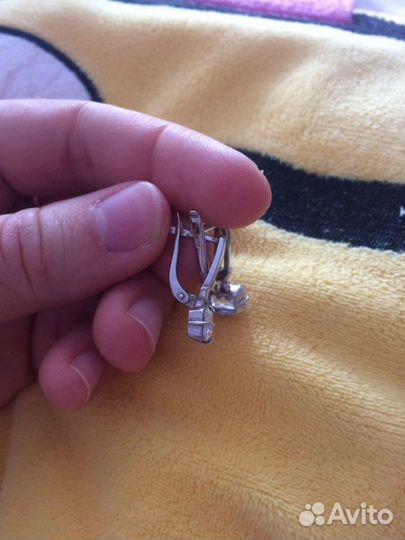 Сережки серебрянные