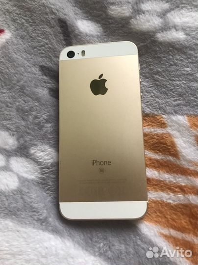 iPhone SE, 32 ГБ