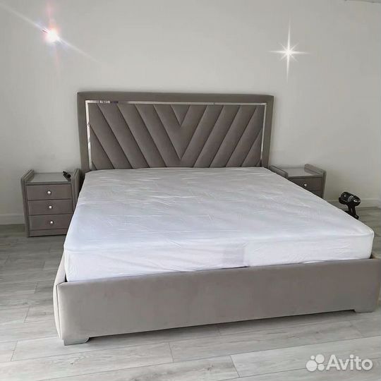 Кровать 200х200