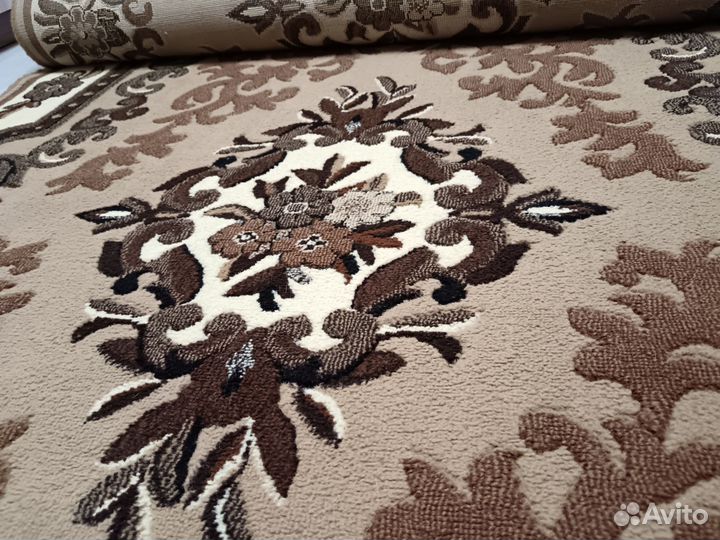 Ковер шерстяной