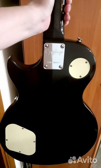 Электрогитара Epiphone Les Paul 100