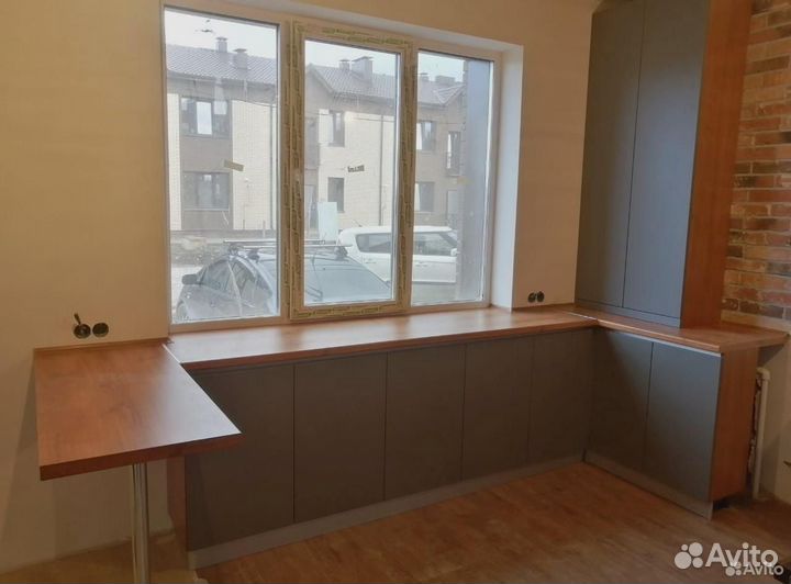 Модульный кухонный гарнитур для студии