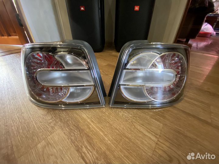 Задние фары Mazda CX-7