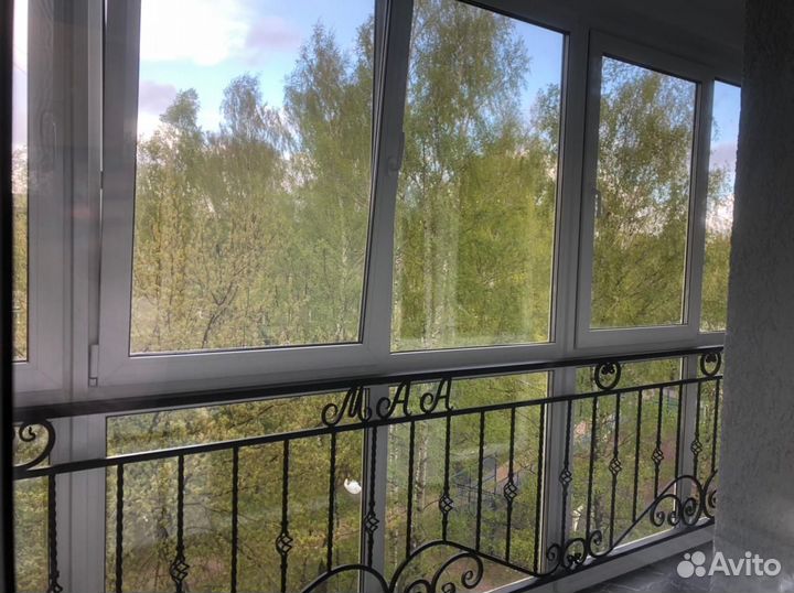 Мангал с крышей