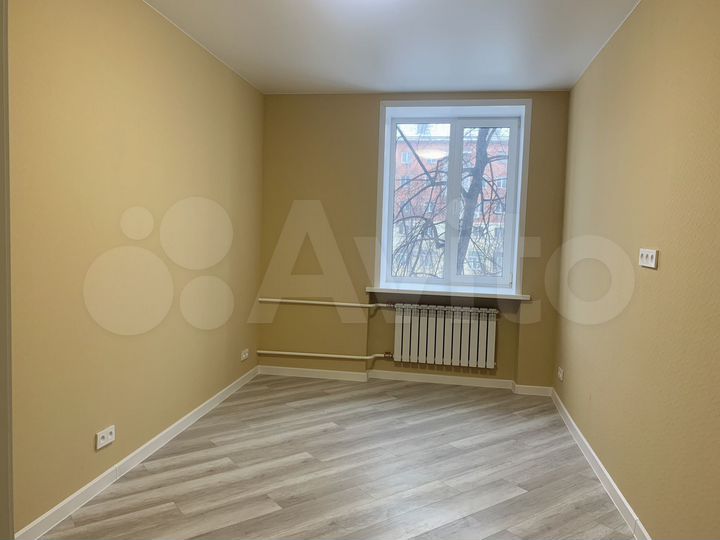 2-к. квартира, 60 м², 2/5 эт.