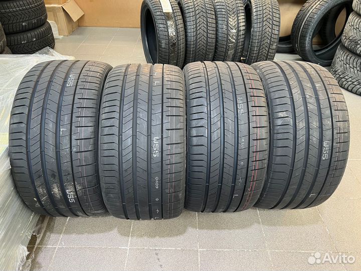 Pirelli P Zero PZ4 285/30 R20 99Y