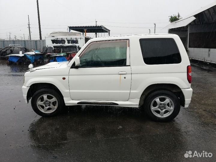 Радиатор кондиционера Mitsubishi Pajero mini H58A