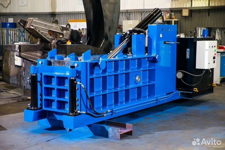 Пакeтиpoвoчный пpеcс для металлолoма пп-135