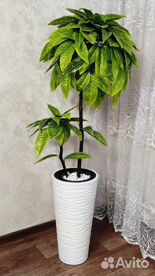 Искусственное дерево, зелень