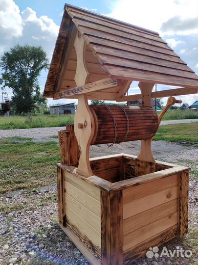 Колодец декоративный