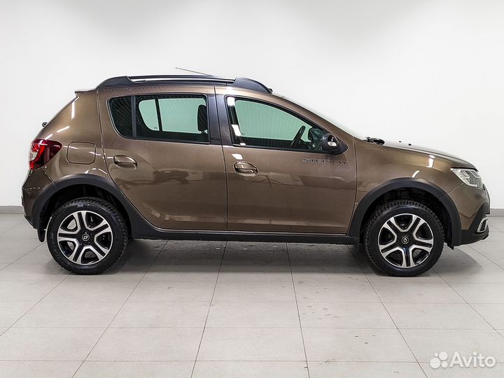 Renault Sandero Stepway 1.6 CVT, 2021, 57 205 км