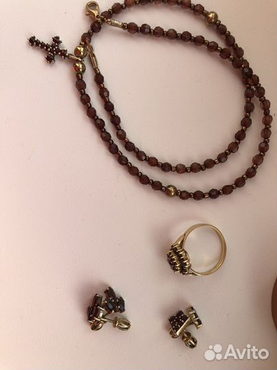 Серьги, кольцо(продано), крестик с гранатами Чехия
