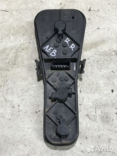 Плата фонаря левого Land Rover Range Rover 3